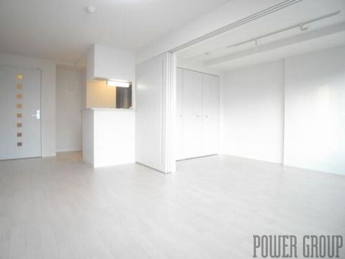 モデルノ大通東の居間