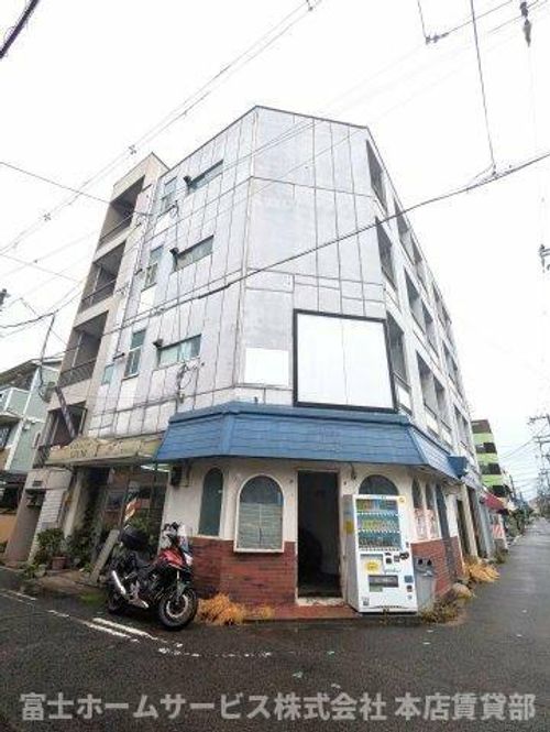 新遠里小野マンションの外観