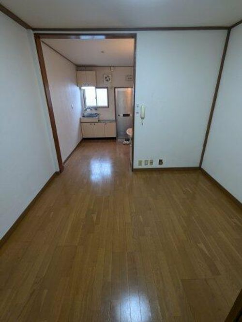 新遠里小野マンションの居間