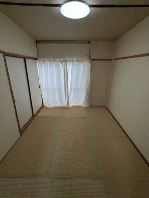 新遠里小野マンションの内装