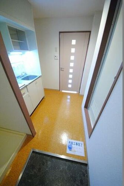 エルム松ヶ崎の玄関