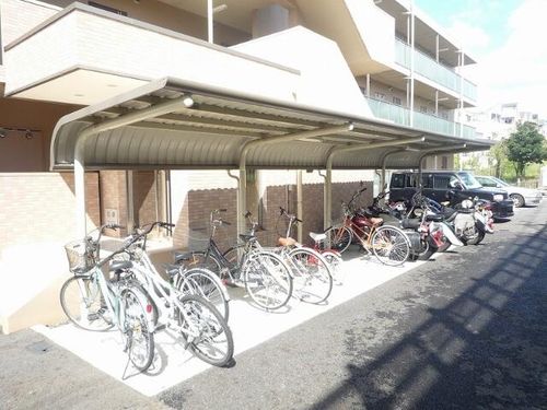 ヴェル・ベルヴィのその他画像