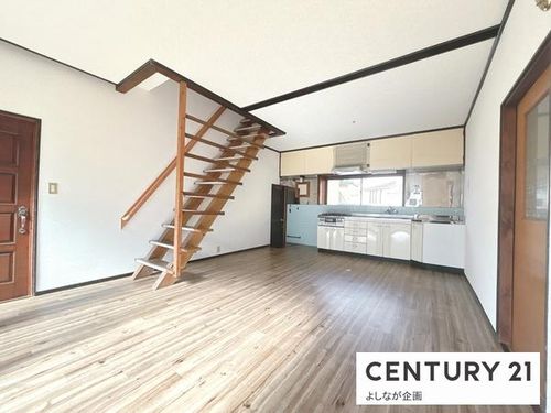 福岡県北九州市八幡西区中の原1丁目(一戸建)の賃貸物件の居間