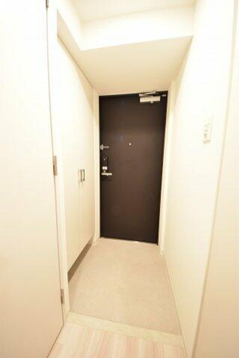 エスリード神戸ハーバーテラスの玄関