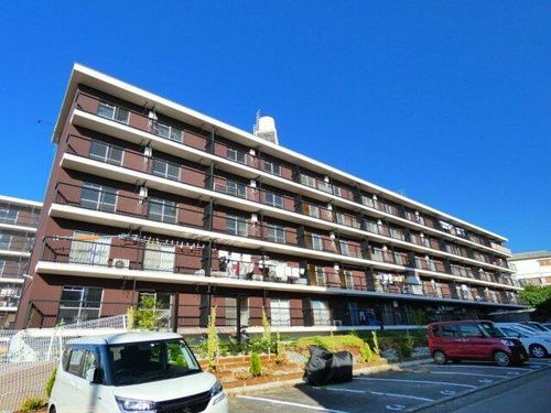 高津橋農住団地B棟の外観