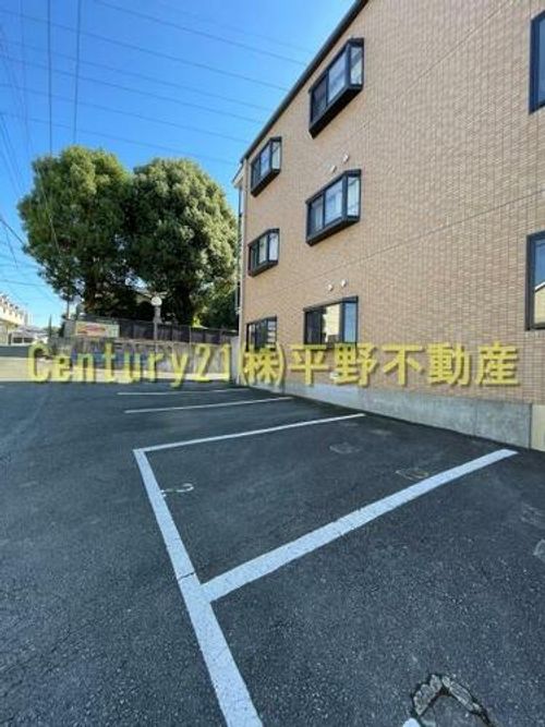 アルファルファ A棟の玄関