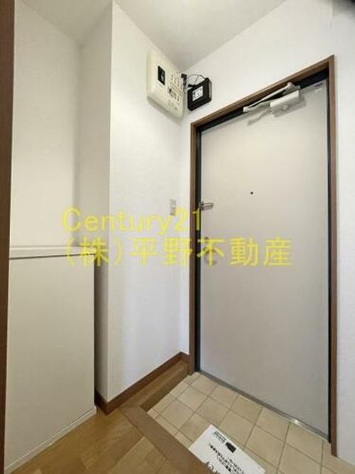 アルファルファ A棟の玄関