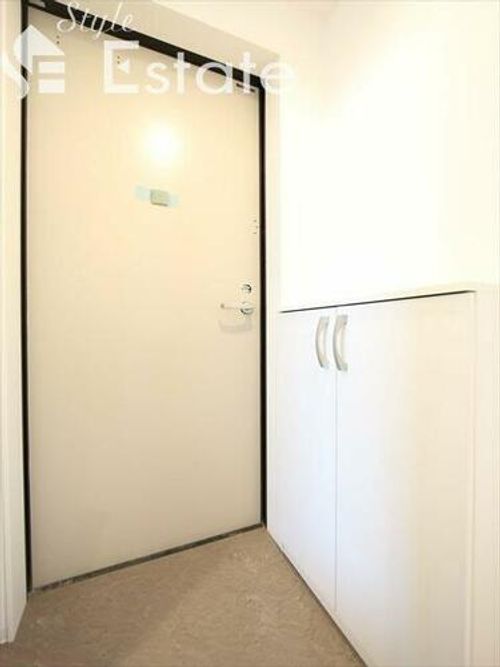 愛知県名古屋市南区東又兵ヱ町2丁目(アパート)の賃貸物件の玄関