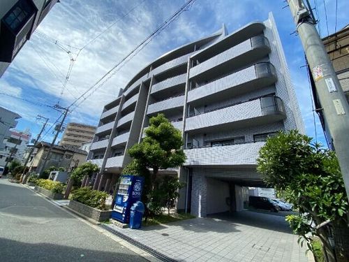エスパシオ上新庄の外観