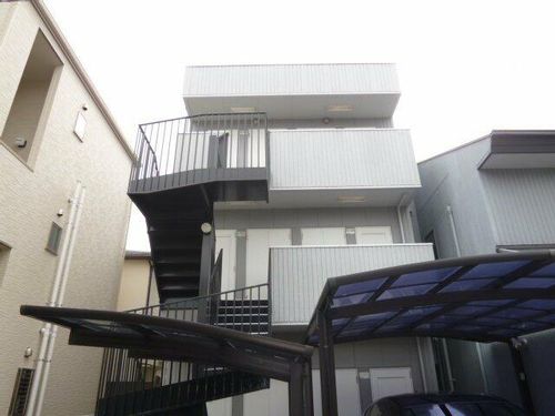 千里山ビレッヂの外観