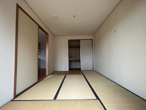 コーラルウェイ 野洲市冨波乙の内装