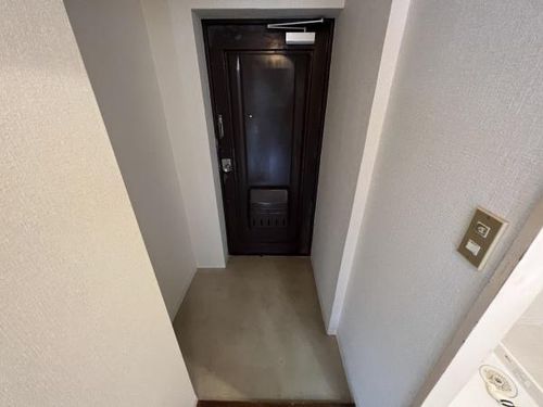 アスシャルマン野洲 野洲市小篠原の玄関