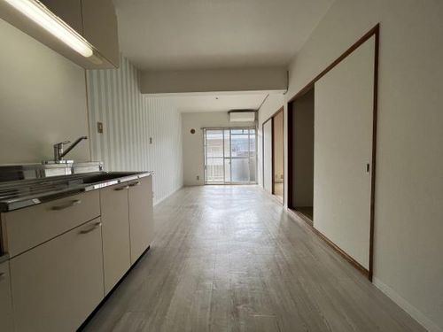 アスシャルマン野洲 野洲市小篠原の居間