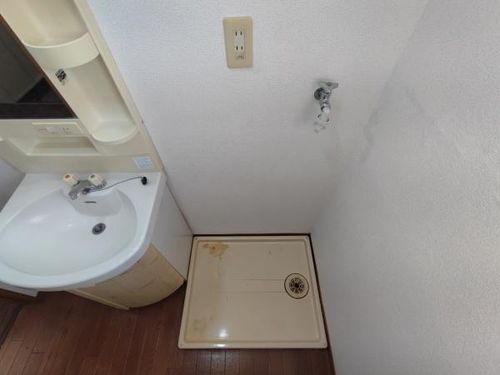 グリーンタウンツムラC-6の内装