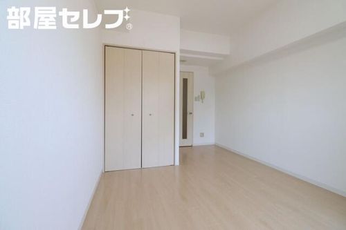 リアライズ黄金1001の内装