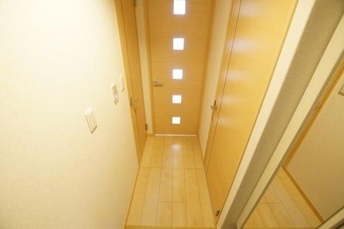 プラチナコート2の内装