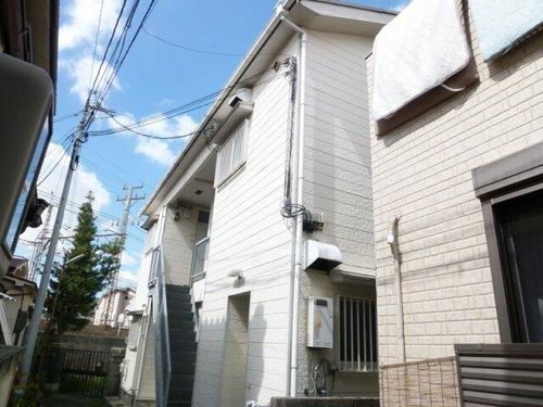 三恵ハイツの外観