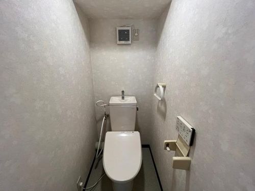 シャトーアルバ2 栗東市市三宅の内装