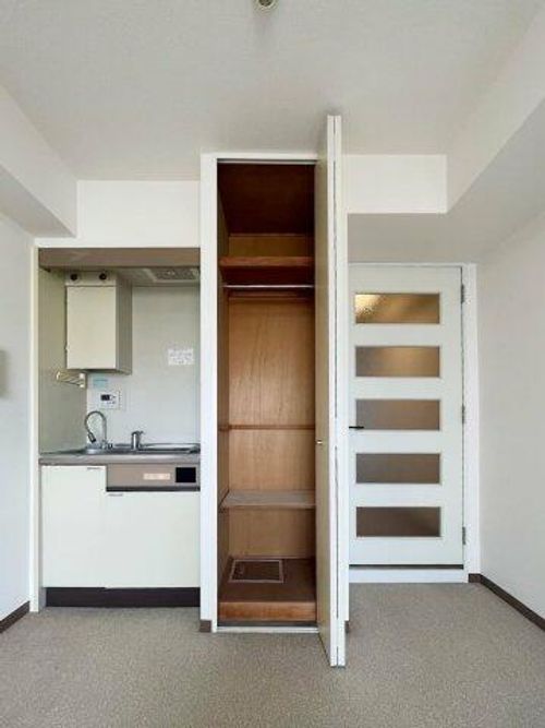 ニューブ神戸の内装