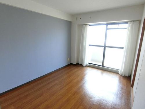 グリーンヒルズの内装