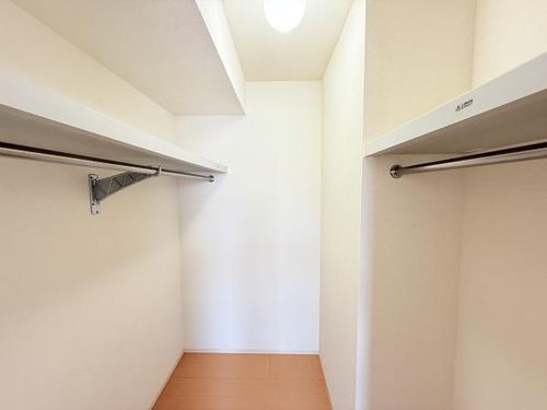 ウォーター・リリー 守山市伊勢町の内装