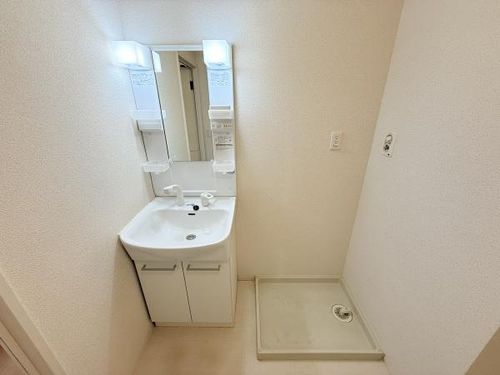 ウォーター・リリー 守山市伊勢町の内装