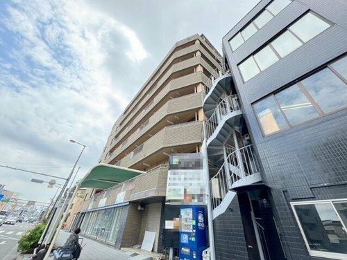 ローズハイツの外観