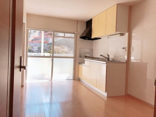 快田ハイツ101の居間