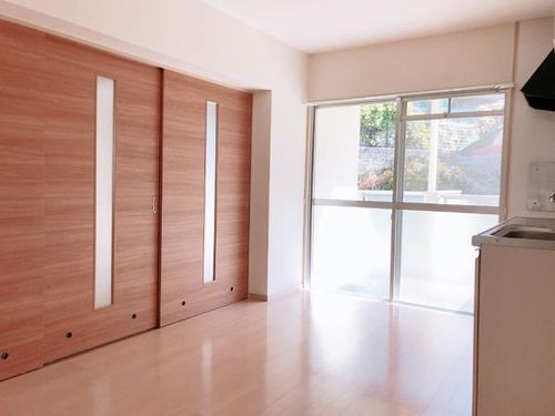 快田ハイツ101の居間