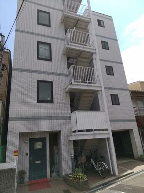 セントラル淀川の外観