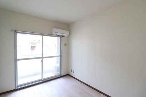 カレッジコート九工大407の内装