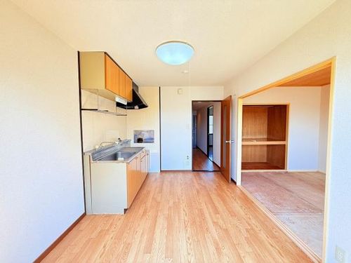 リバティハウス守山 守山市阿村町の居間