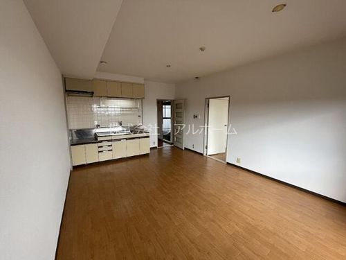 20HOUSE1-Eの居間