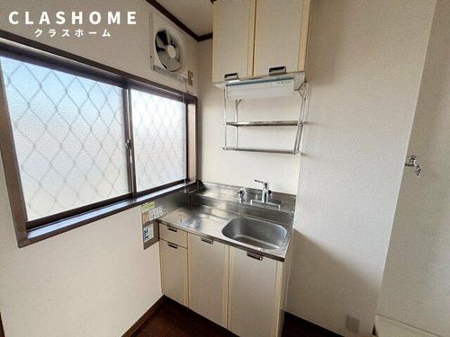 シティハイム的場205のキッチン