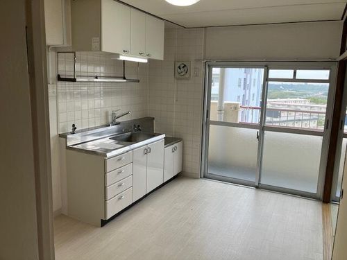 UR高倉台0011110の居間