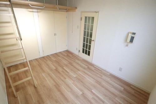 エーアールスマ2の居間