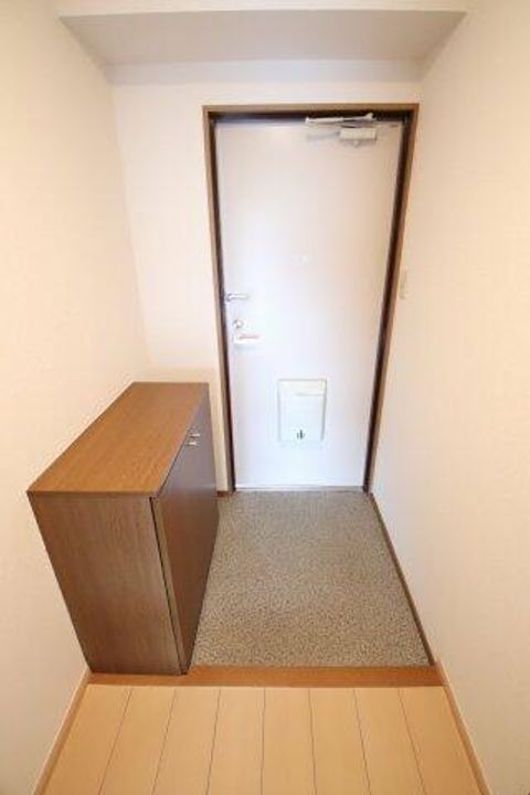 アレーゼFの玄関