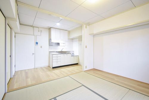 UR尾上0070802の居間
