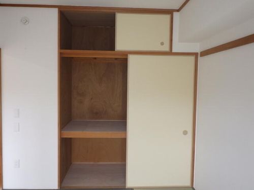 URフレール宝塚御殿山0070304の内装