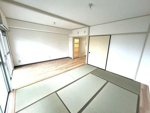 UR千代が丘1010513の居間