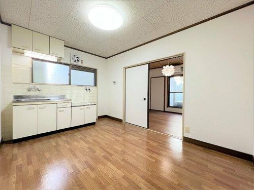 大阪府大阪市東淀川区小松5丁目(アパート)の賃貸物件の居間