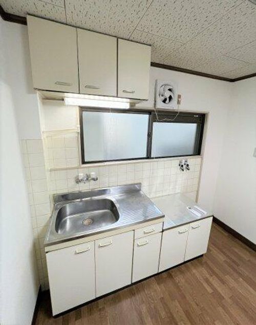 大阪府大阪市東淀川区小松5丁目(アパート)の賃貸物件のキッチン