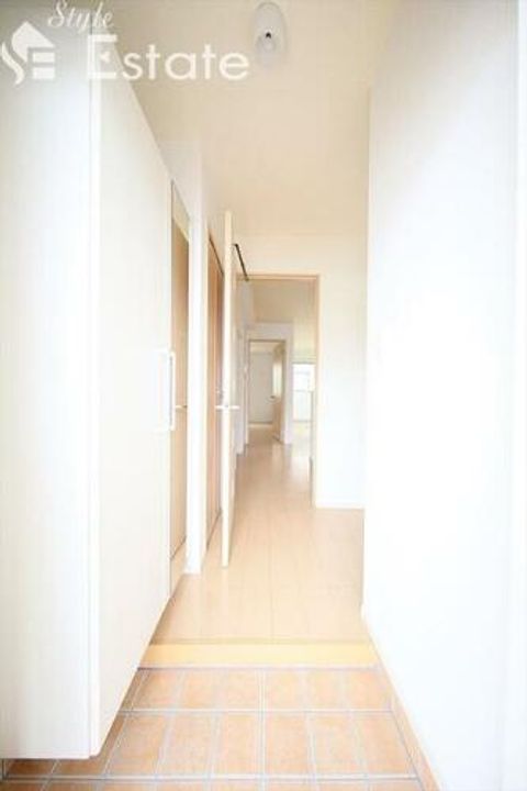 アリビエ Ⅱの玄関