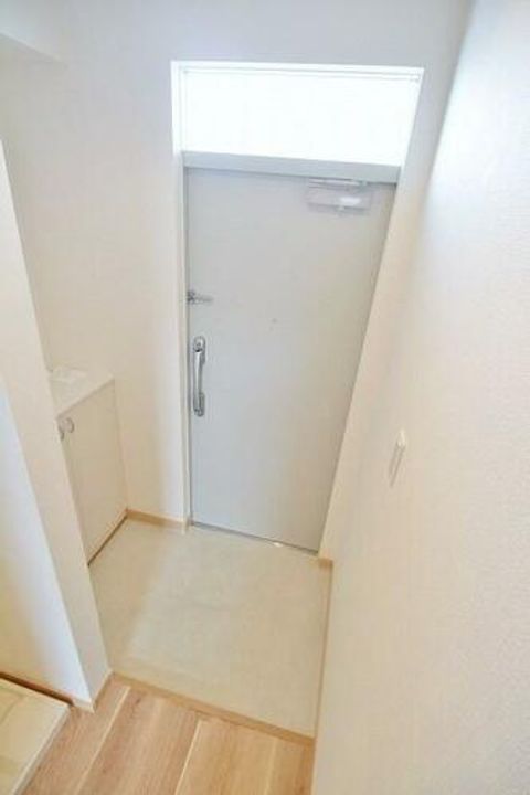 ファシリートプレイスの玄関