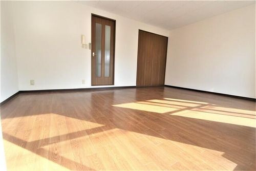 ヴィラン橋本の内装