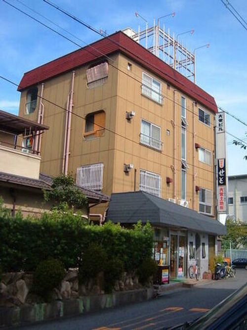 大栄ビル202の外観