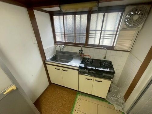 大阪府高槻市大冠町1丁目(一戸建)の賃貸物件1のキッチン