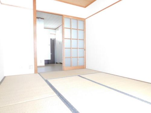 コーポモリタの内装