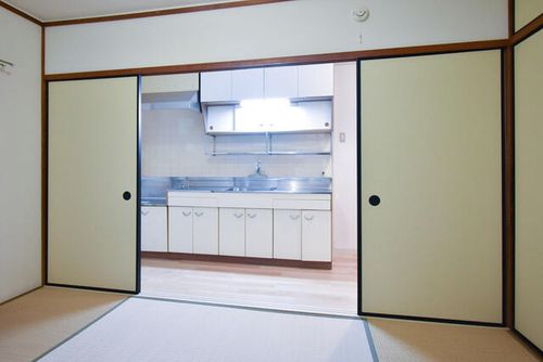 UR瀬古0040604の居間