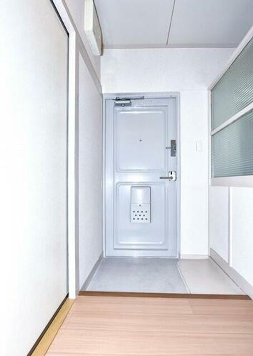 UR鈴蘭台第二0250501の玄関